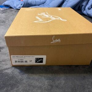 s. I only wore them once and they are completely like new.